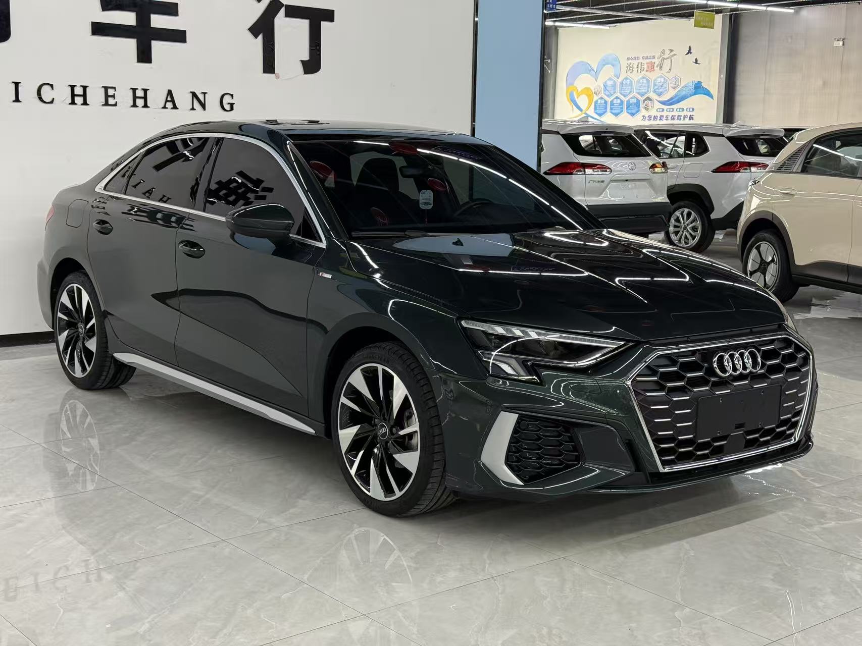 Модная спортивная версия Audi A3 23