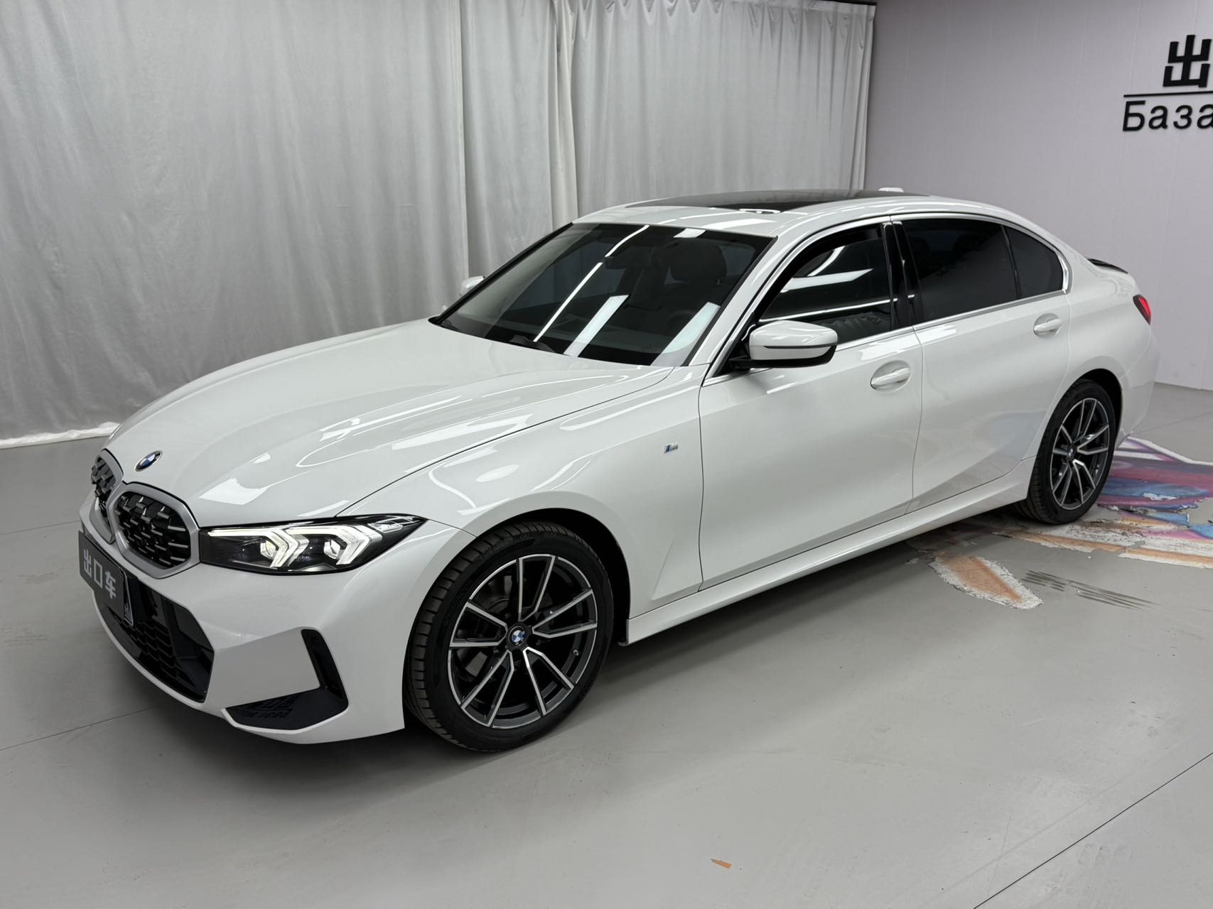 BMW 3 серии 2023 320 LIM Спортивный костюм