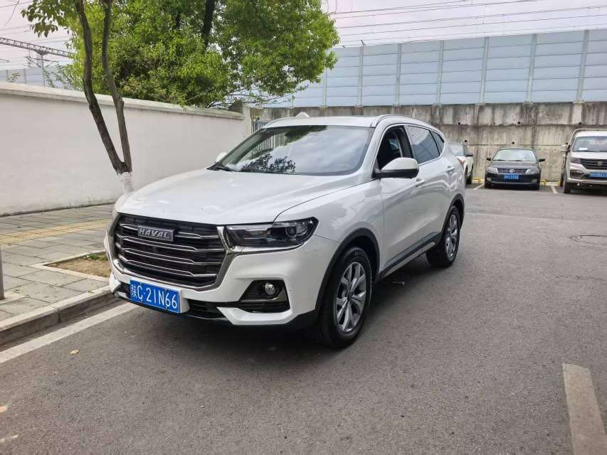 Haval H6 2023 года, версия Guochao, 1.5T, автоматическая версия Champion