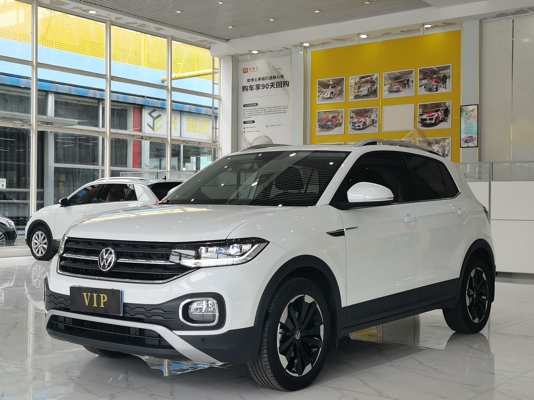 Volkswagen Tacqua 2021, 1.5L, АКПП, Connect