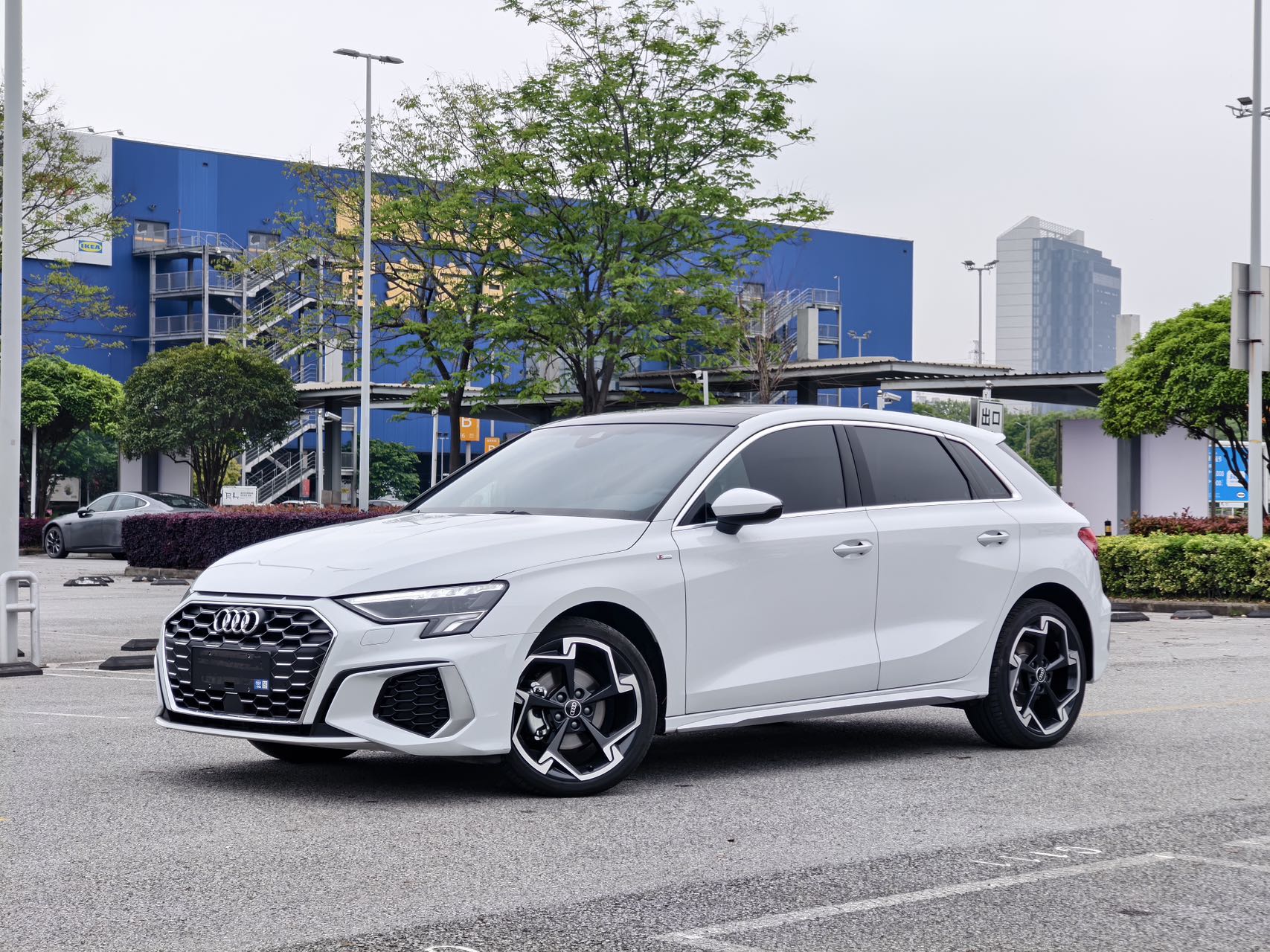 Audi A3 Sportback 35 TFSI роскошная спортивная модель, версия 2024