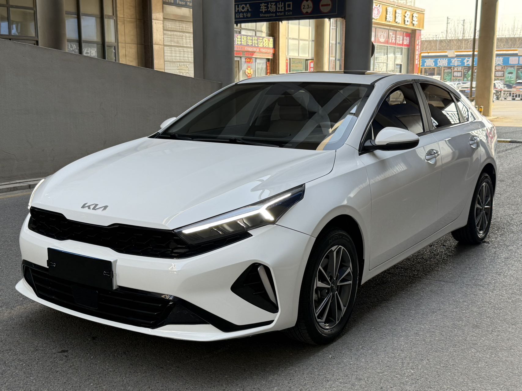 Kia K3 2023 IVT люксовая версия