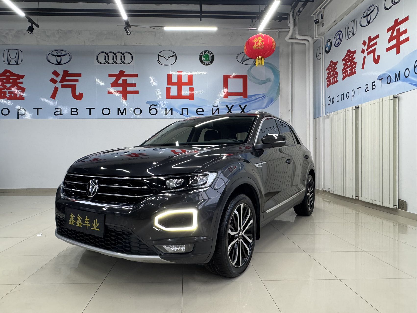 2022 T-ROC Tange 280TSI DSG двухколесный комфорт PLUS