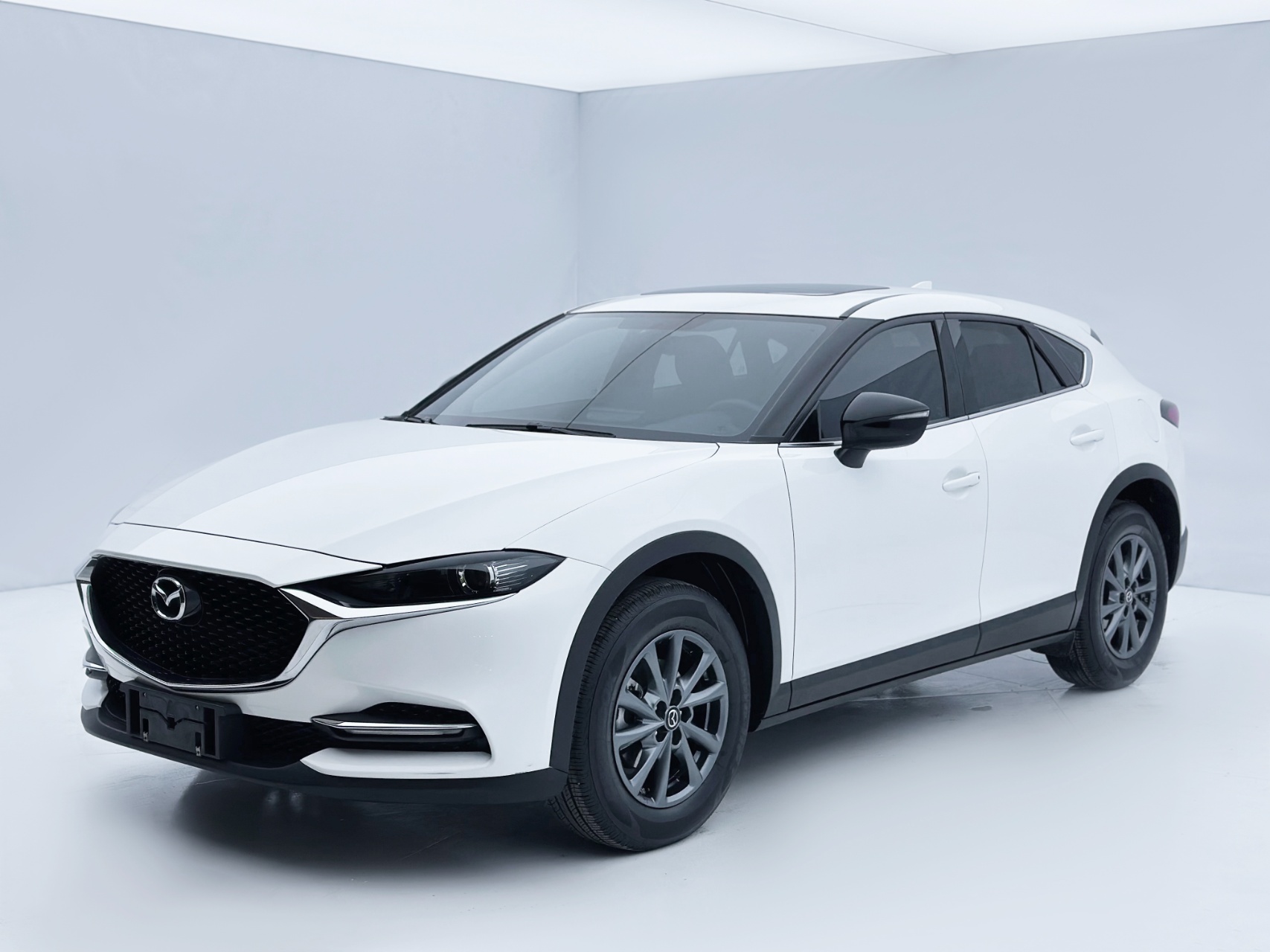 Mazda CX-4 2021 2,0 л с автоматическим приводом на два колеса Blue Sky Vitality Edition 
