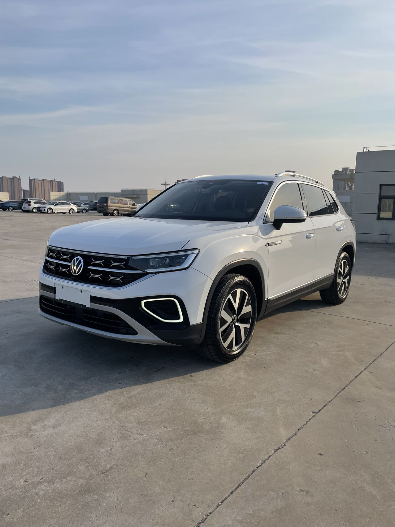 Volkswagen Tanyue 23 1.4T280 роскошь ПЛЮС расширенная версия