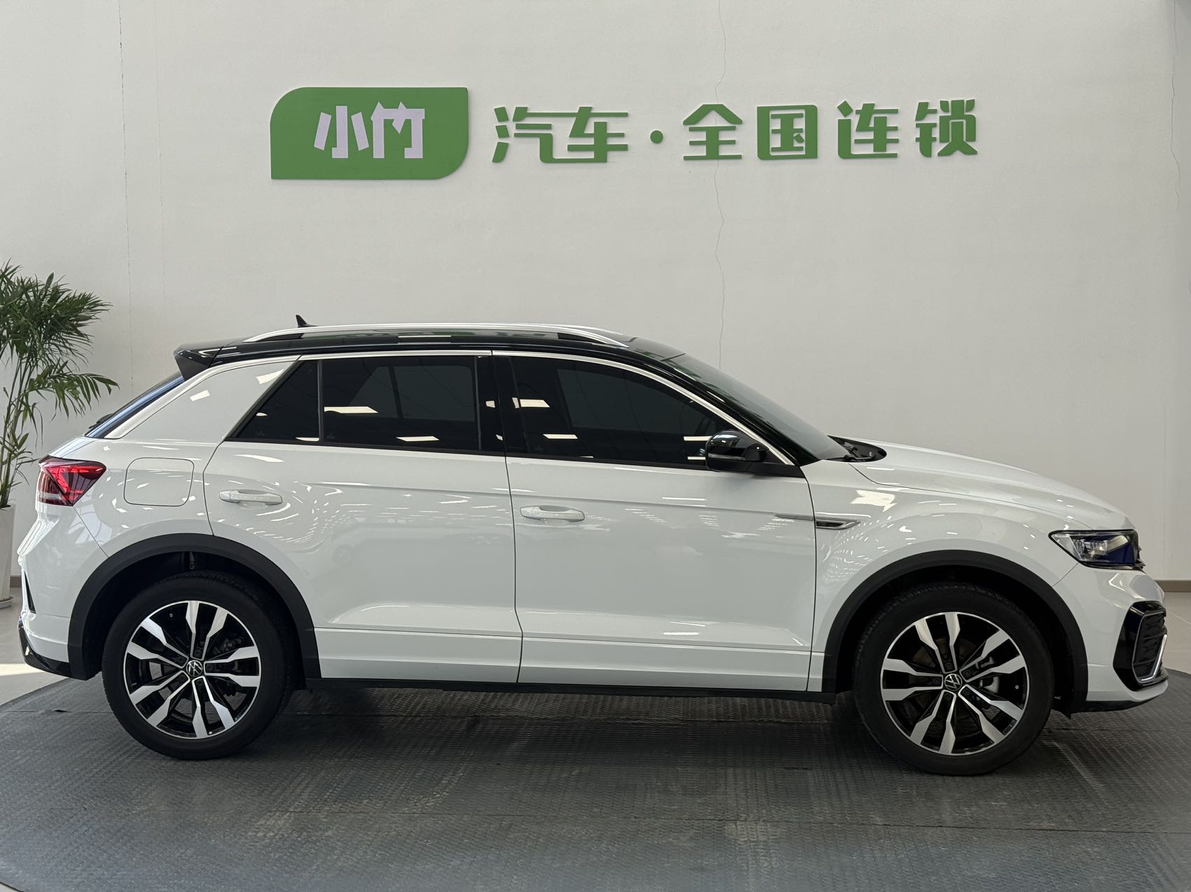 Volkswagen T-Cross 2022 года, 280TSI DSG, передний привод R-Line Pro PLUS