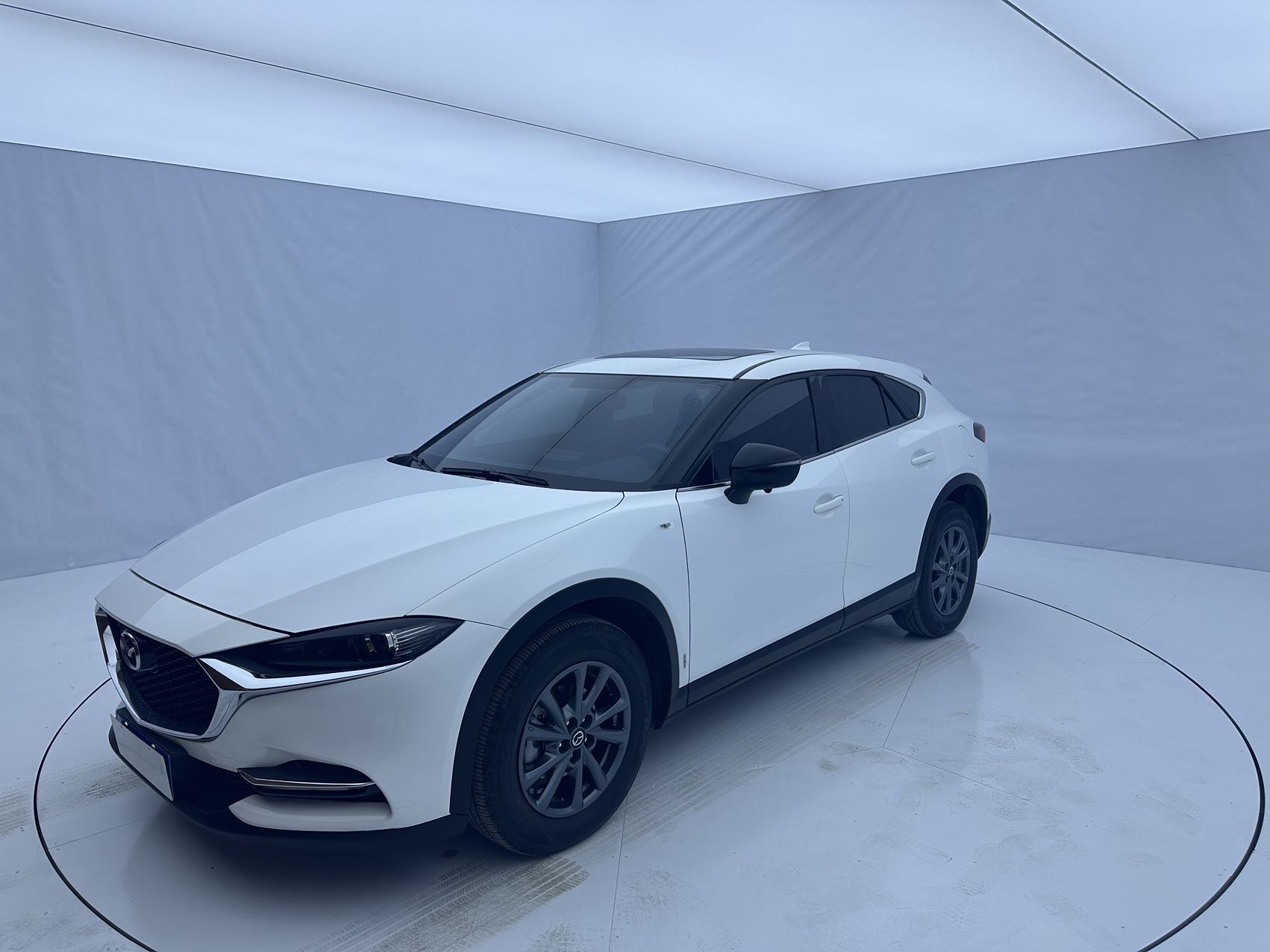 azda CX-4 2021 2.0L Автоматический двухколесный привод Blue Sky Exploration Edition