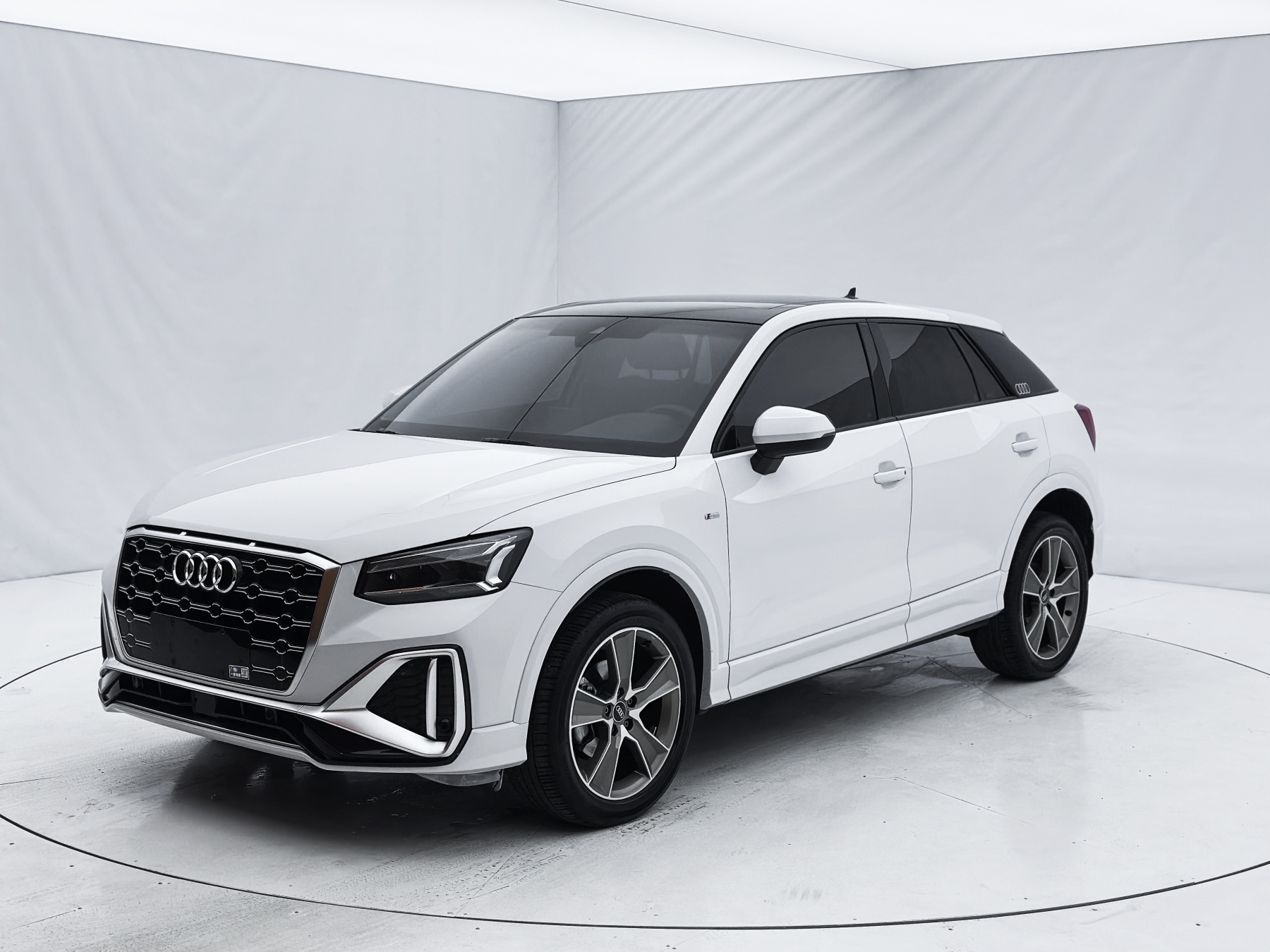 Audi Q2L 2022 35 TFSI Модный динамический национальный VI