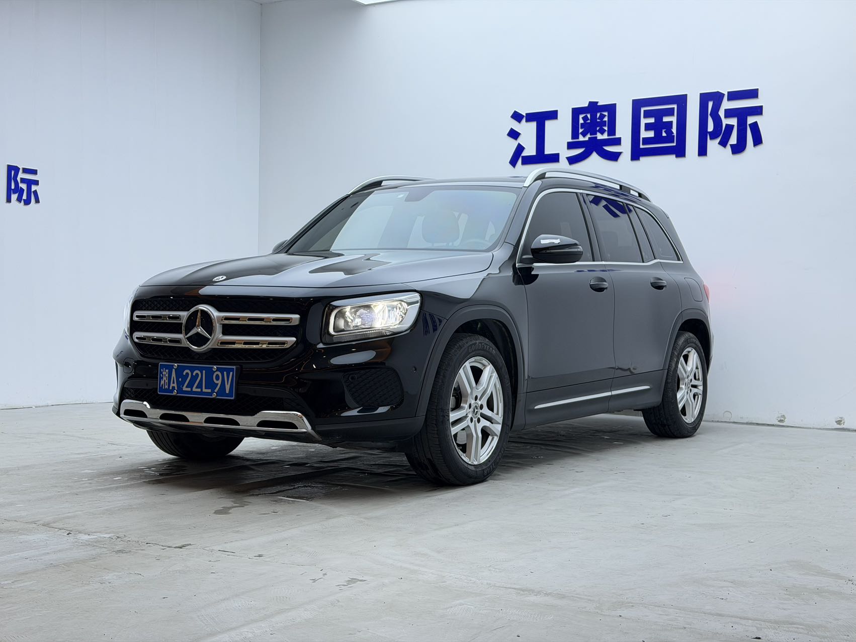 Модель 2022 года, Mercedes-Benz GLB, GLB 180 динамическая версия