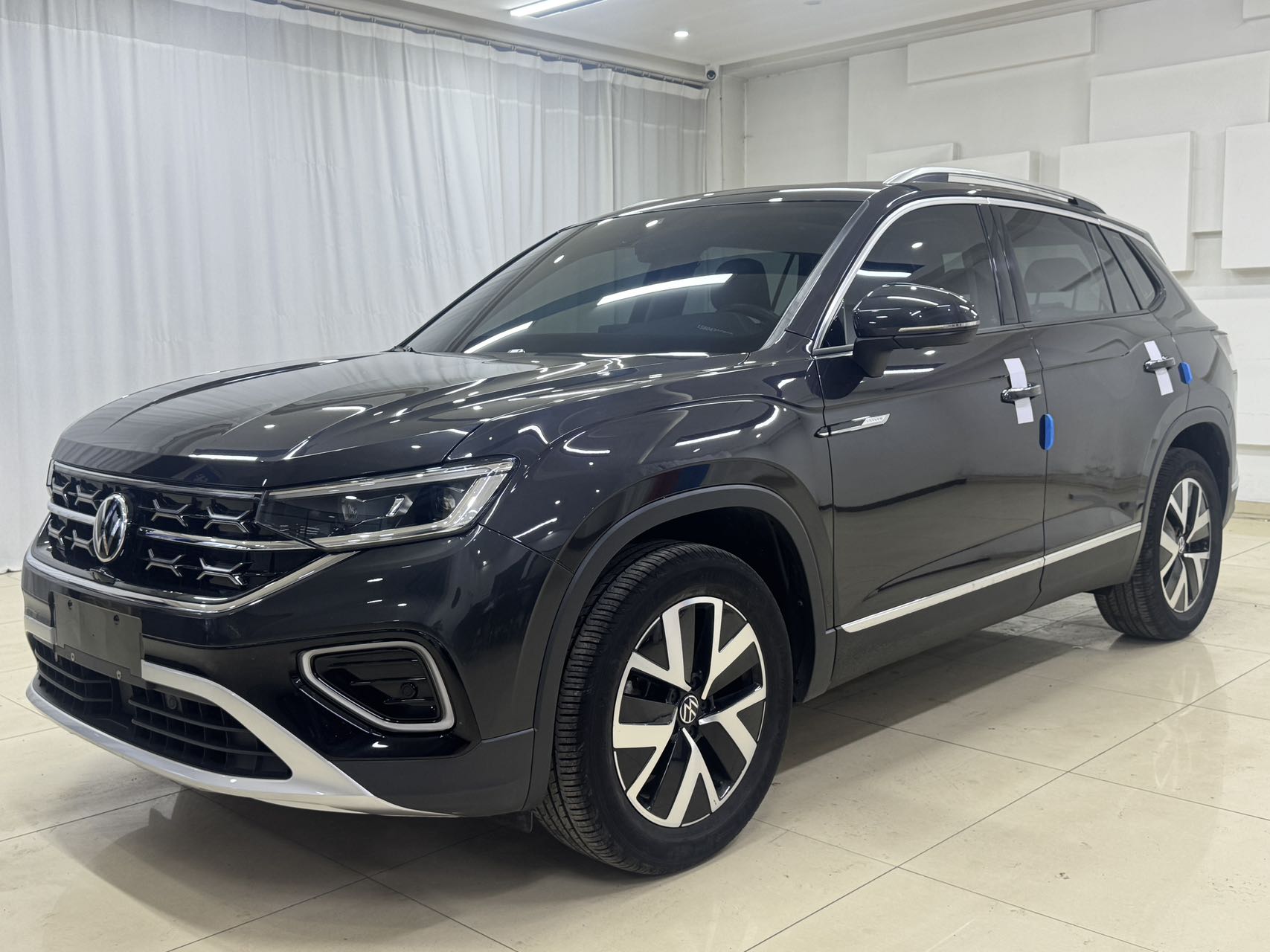 Модель 23 Tanyue 280TSI двухколесный привод luxury PLUS расширенная версия