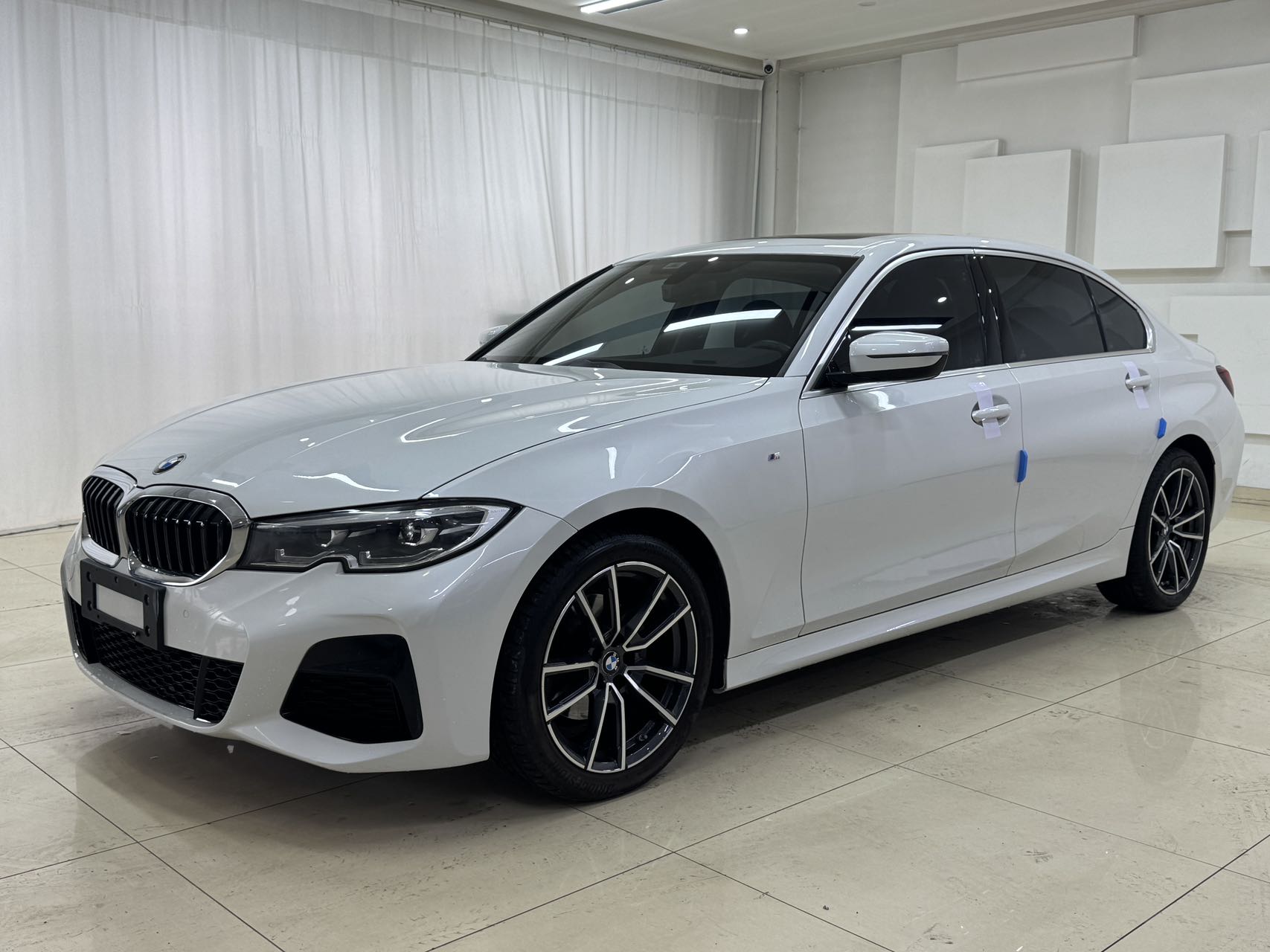 BMW 3 серии 2021 года, обновлённая версия, 320Li, спортивный пакет M