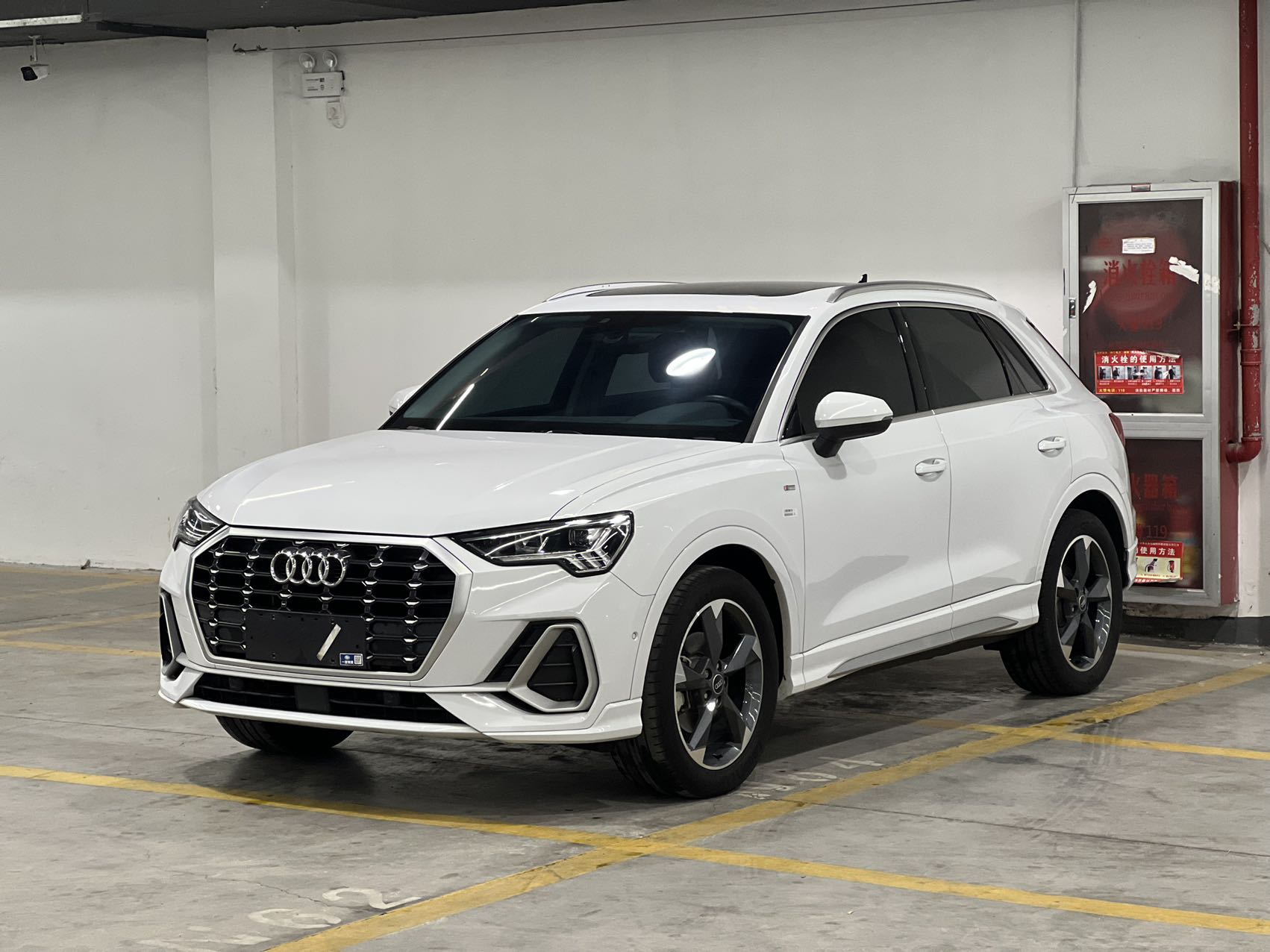 Audi Q3 2022, 35 TFSI, Комплектация «Модная Динамика»