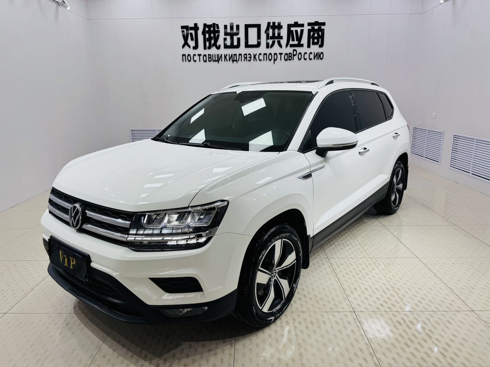 Volkswagen Tayron 2021 модельный год 280TSI передний привод, люксовая версия