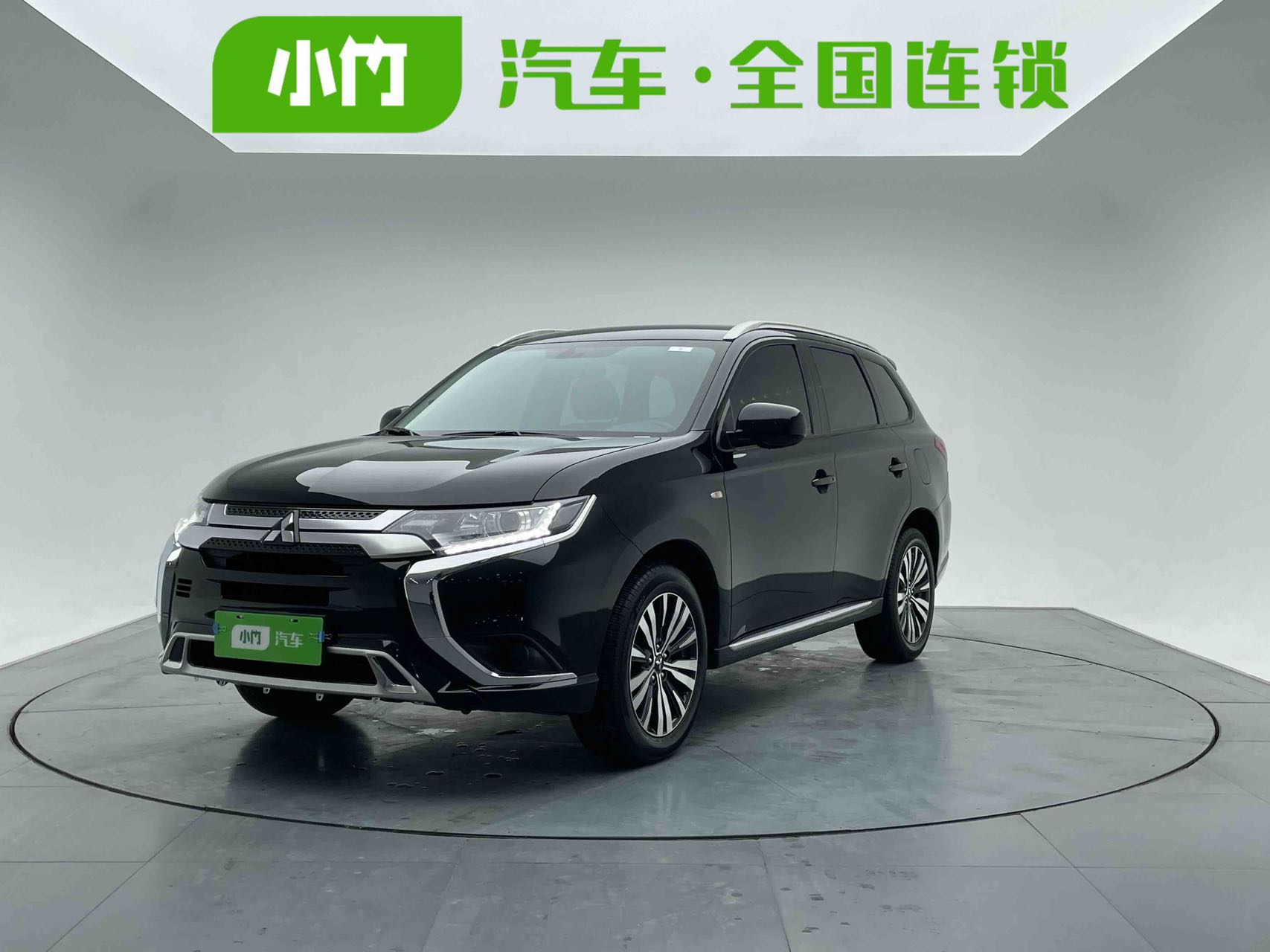 Mitsubishi Outlander 2021 2.0L 2WD Комфортная версия на 7 мест, стандарт Евро VI