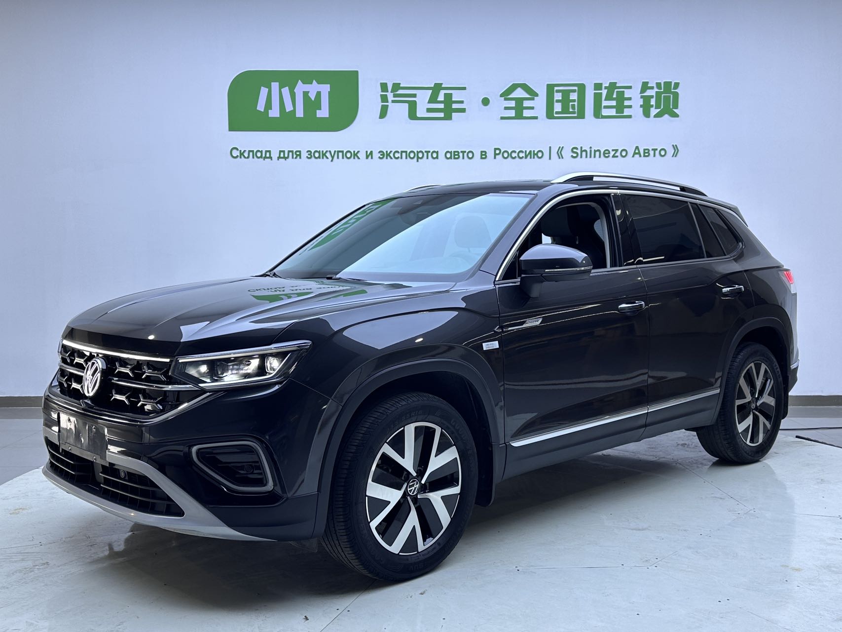 Volkswagen Tayron 2023 года, 280TSI, передний привод, версия Luxury Plus Advanced