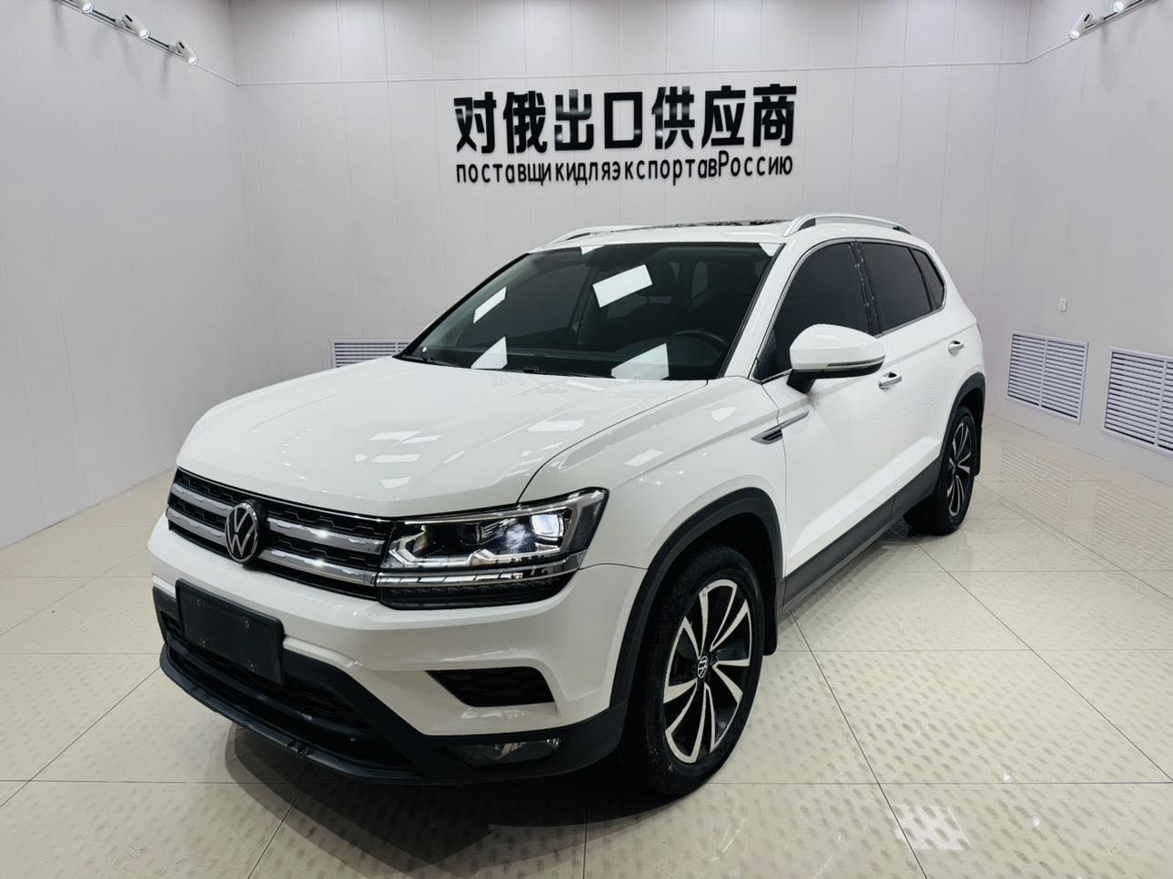 Volkswagen Tayron 2021 280TSI переднеприводная роскошная версия