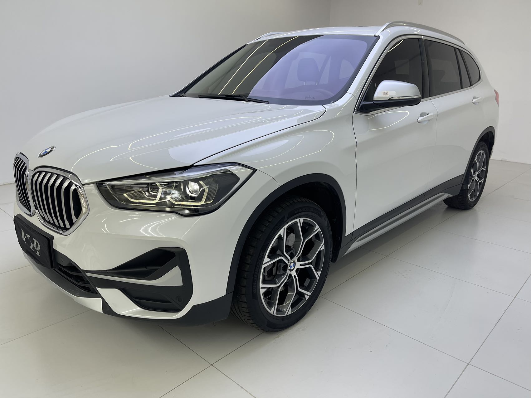 BMW X1 2022 г. sDrive20Li престижная версия