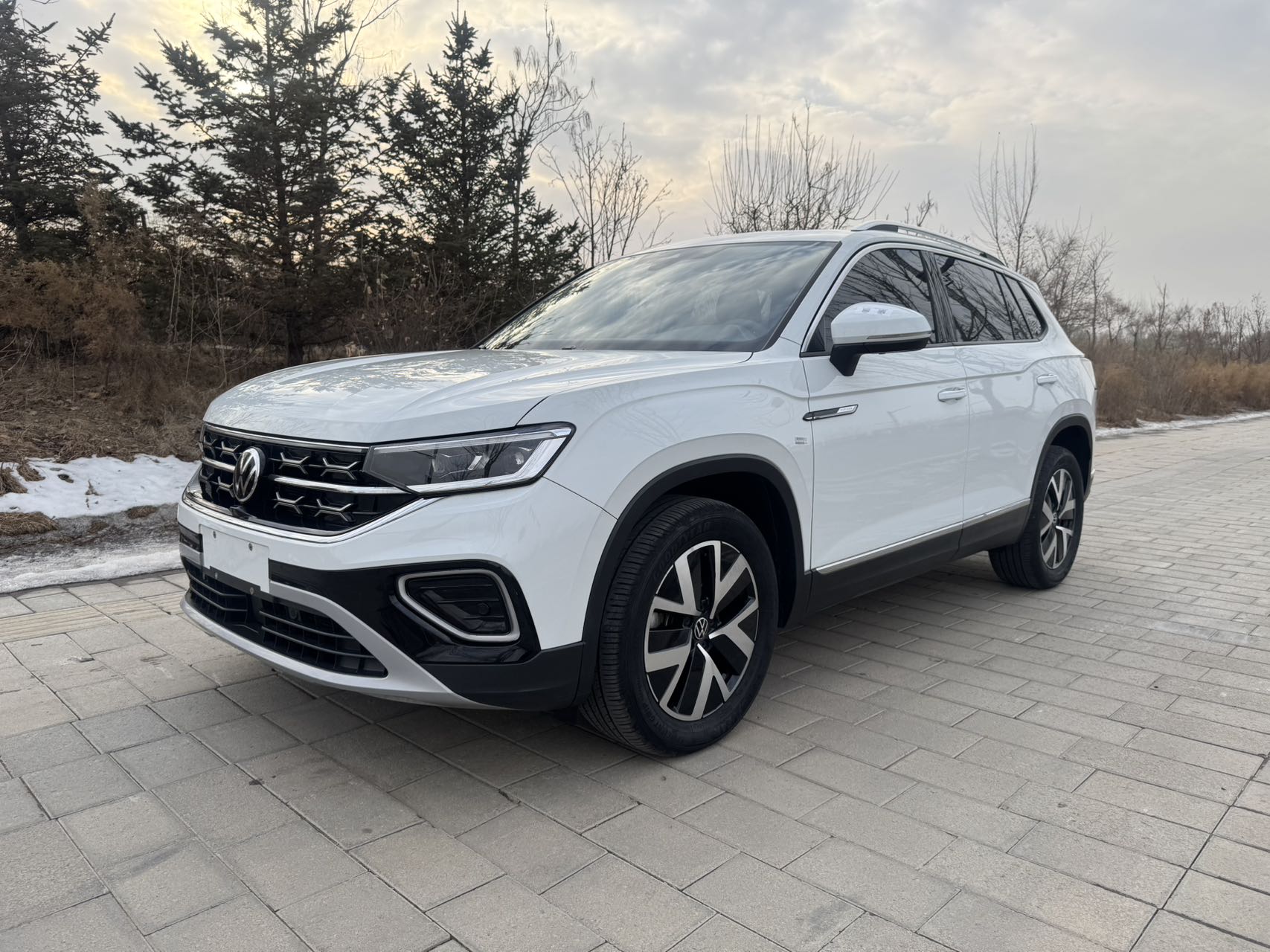 Volkswagen Tanyue 23 280TSI двухколесный роскошный PLus расширенная версия