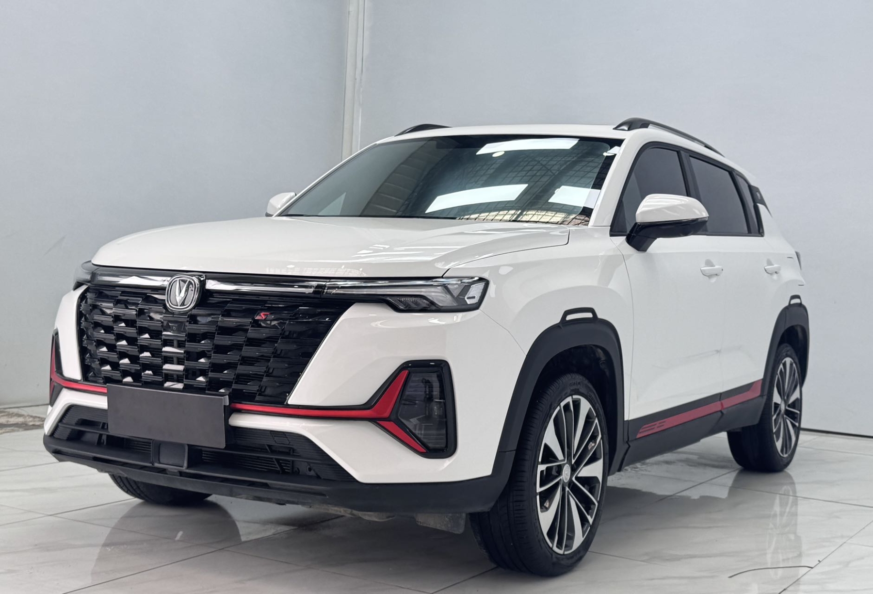 Changan CS35 PLUS 2023 года, версия Changxiang, 1.4T DCT, люксовая комплектация