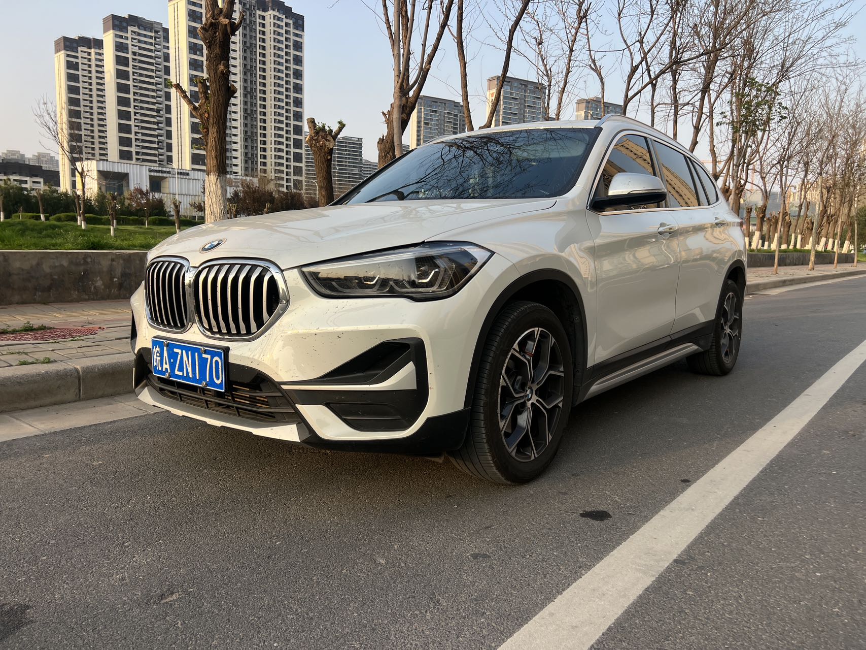 2022 BMW X1 20i Мода