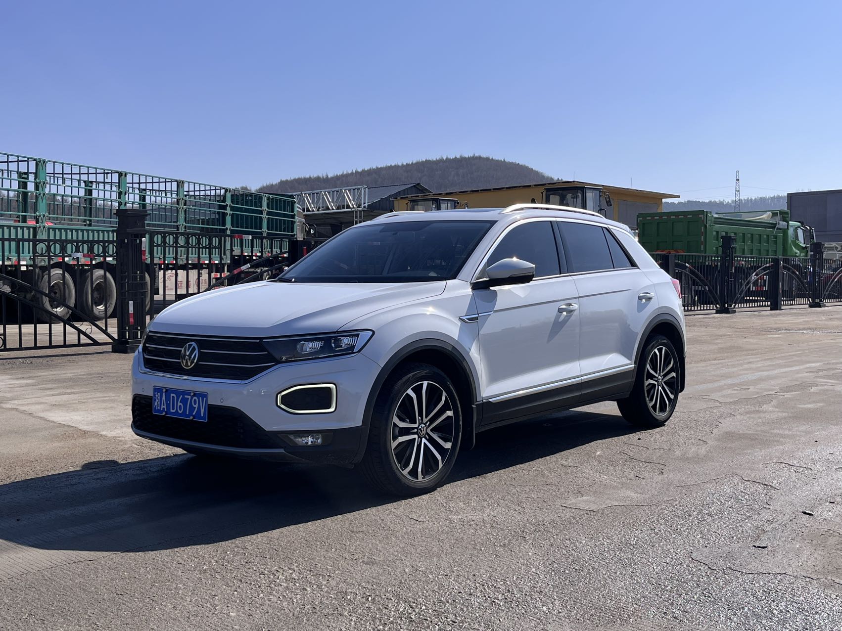 2022 Volkswagen T-ROC двухколесная комфортная версия PLUS