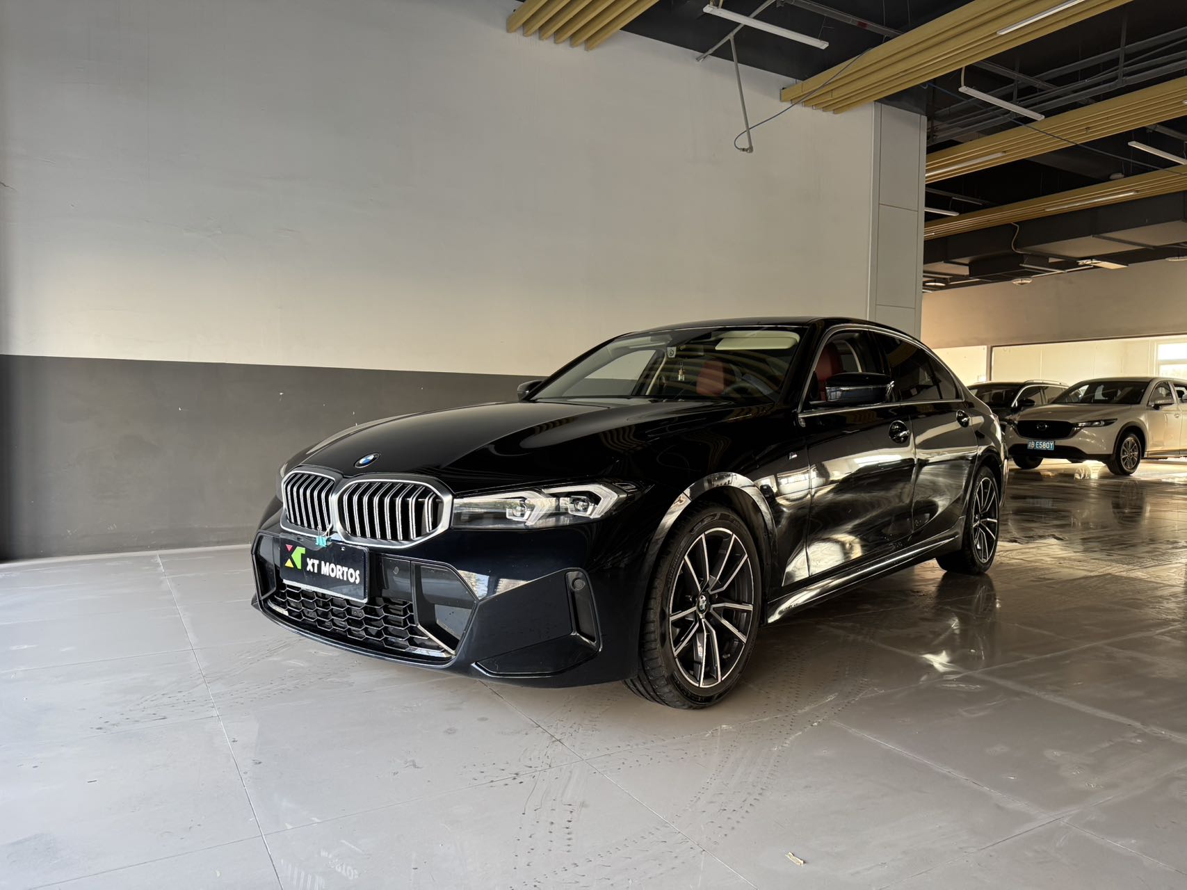 2023 BMW 320Li M спортивный комплект