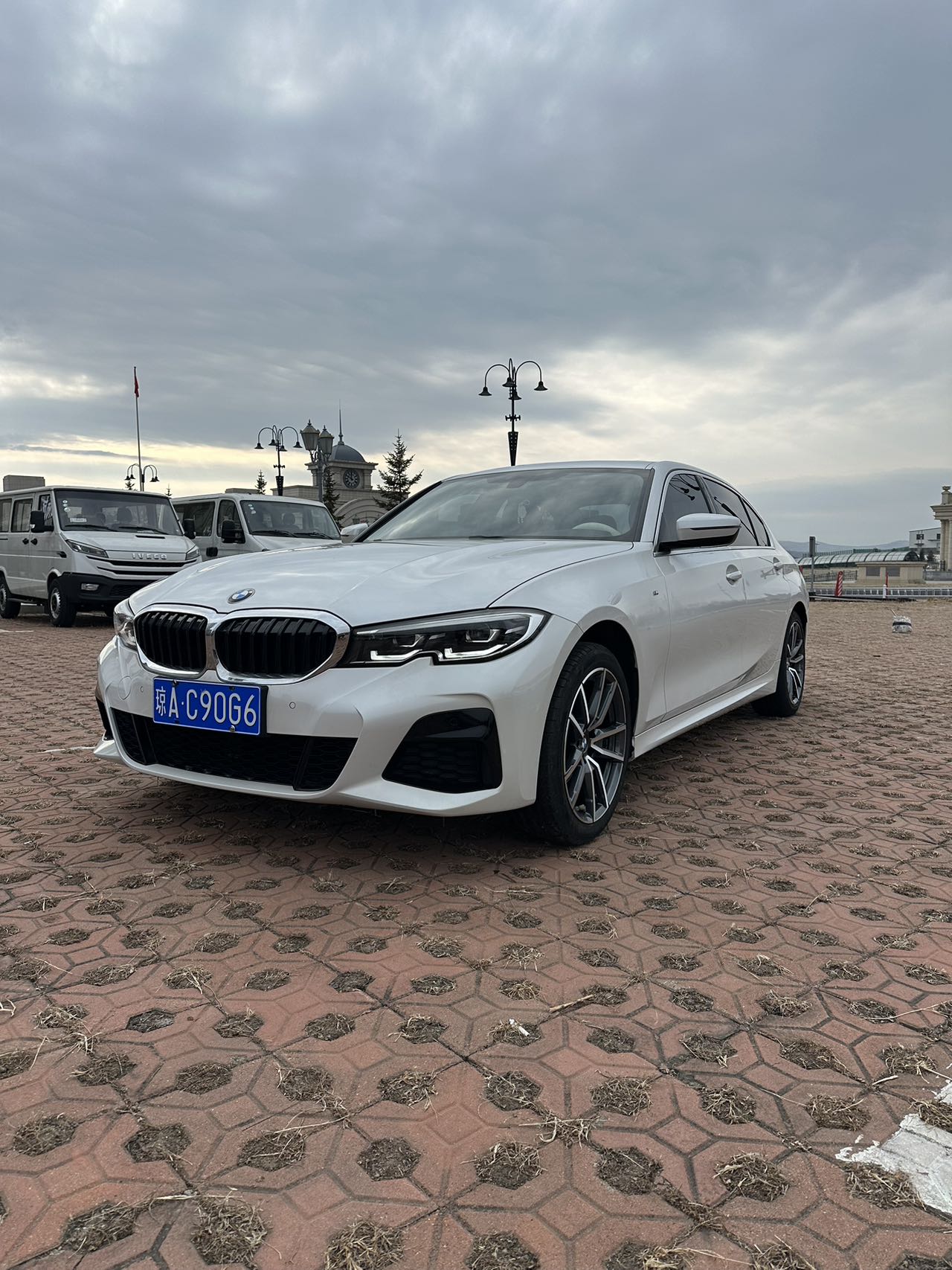 BMW 3 серии 2022 года 320Li M Sport Package