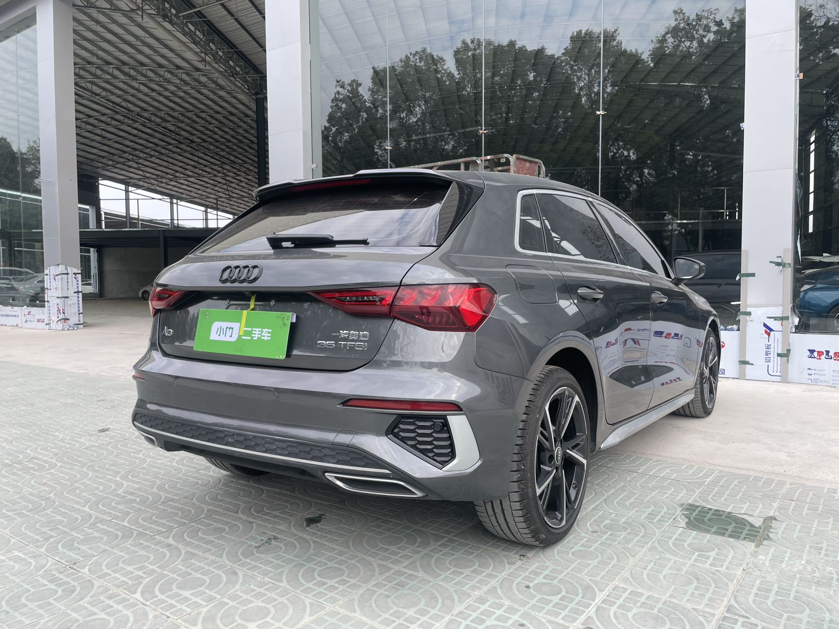 Audi A3 2023 года, обновлённая версия, Sportback 35 TFSI, стильная спортивная модификация
