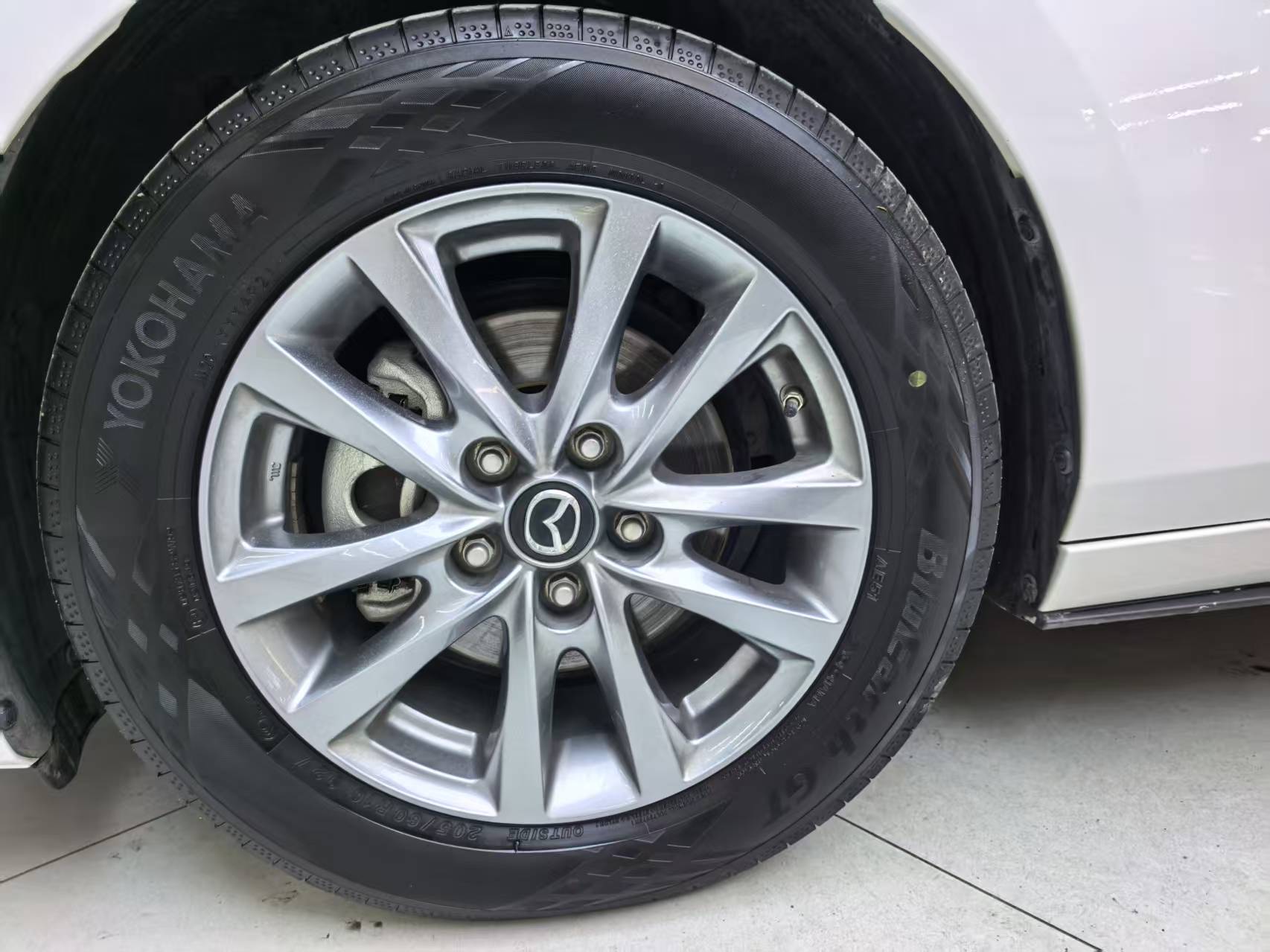Mazda 3 Axela 2022 год, 1.5L, автомат, версия Zhi Yue