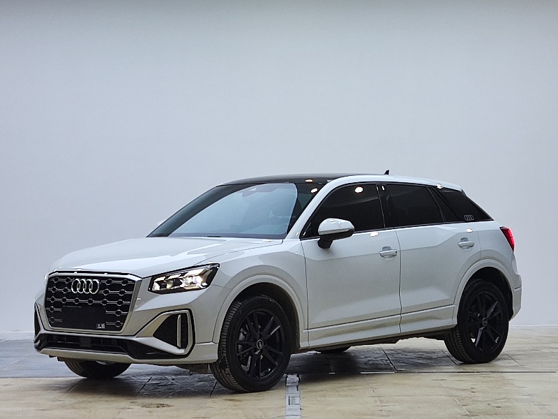Audi Q2L 2022 версия 35 TFSI базовая динамическая комплектация, стандарт выбросов China VI