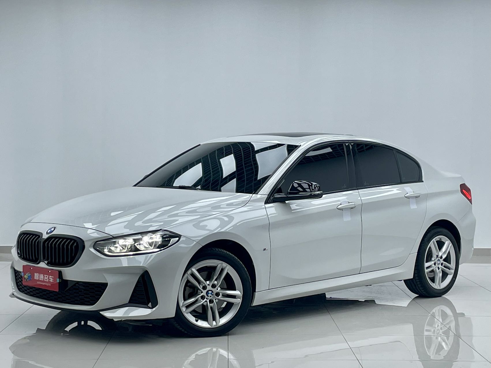 BMW 1 серии 2023 года, 120i, M Sport Shadow Edition