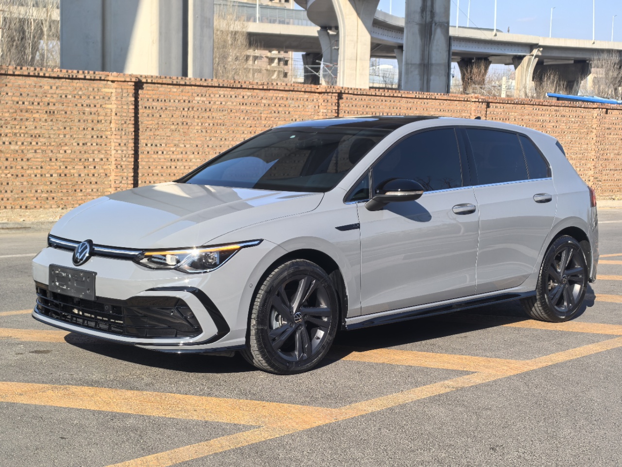 Volkswagen Golf 2021 года, 280TSI DSG R-Line