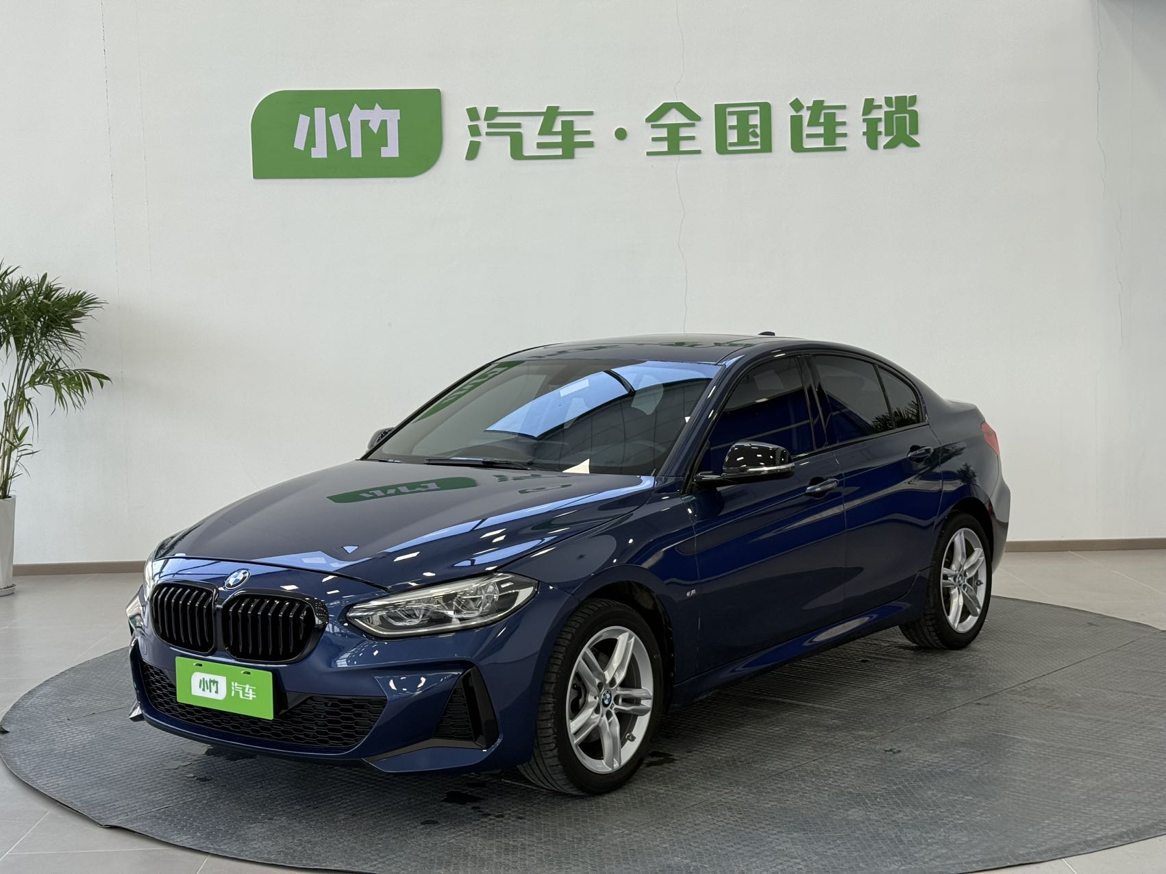 BMW 1 серии 2021 модельного года с обновлением, M Sport Shadow Edition