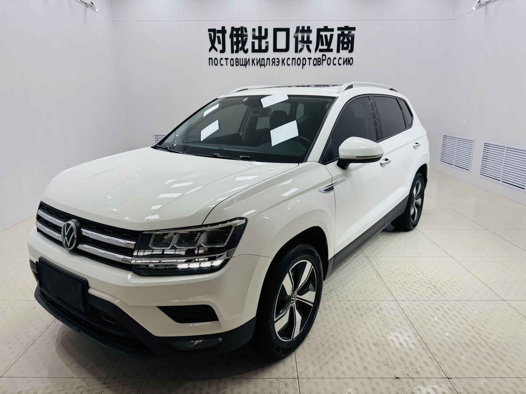 Volkswagen Tharu 2021 модель 280TSI, версия с передним приводом и люксовой комплектацией