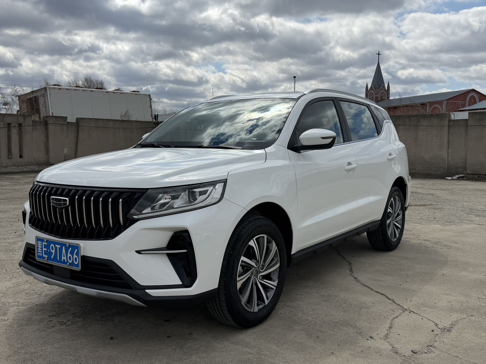 Geely Vision X6 Pro Премиум-версия