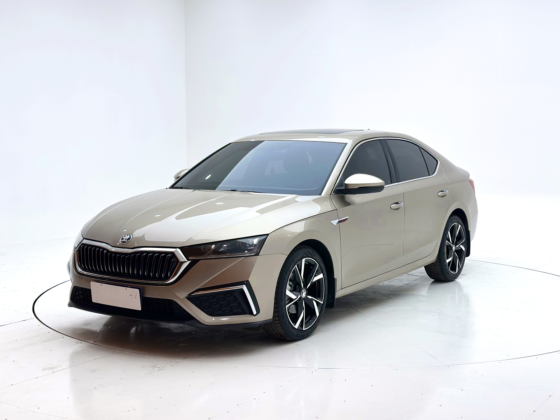 Skoda Octavia 2022 PRO TSI280 престижная версия