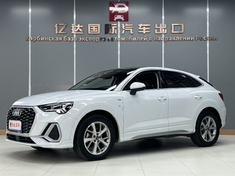 Audi Q3 35Sport back Интенсивная версия