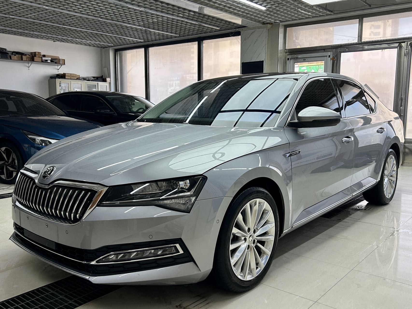  Skoda Superb 2023 TSI280 DSG Premier Edition 
