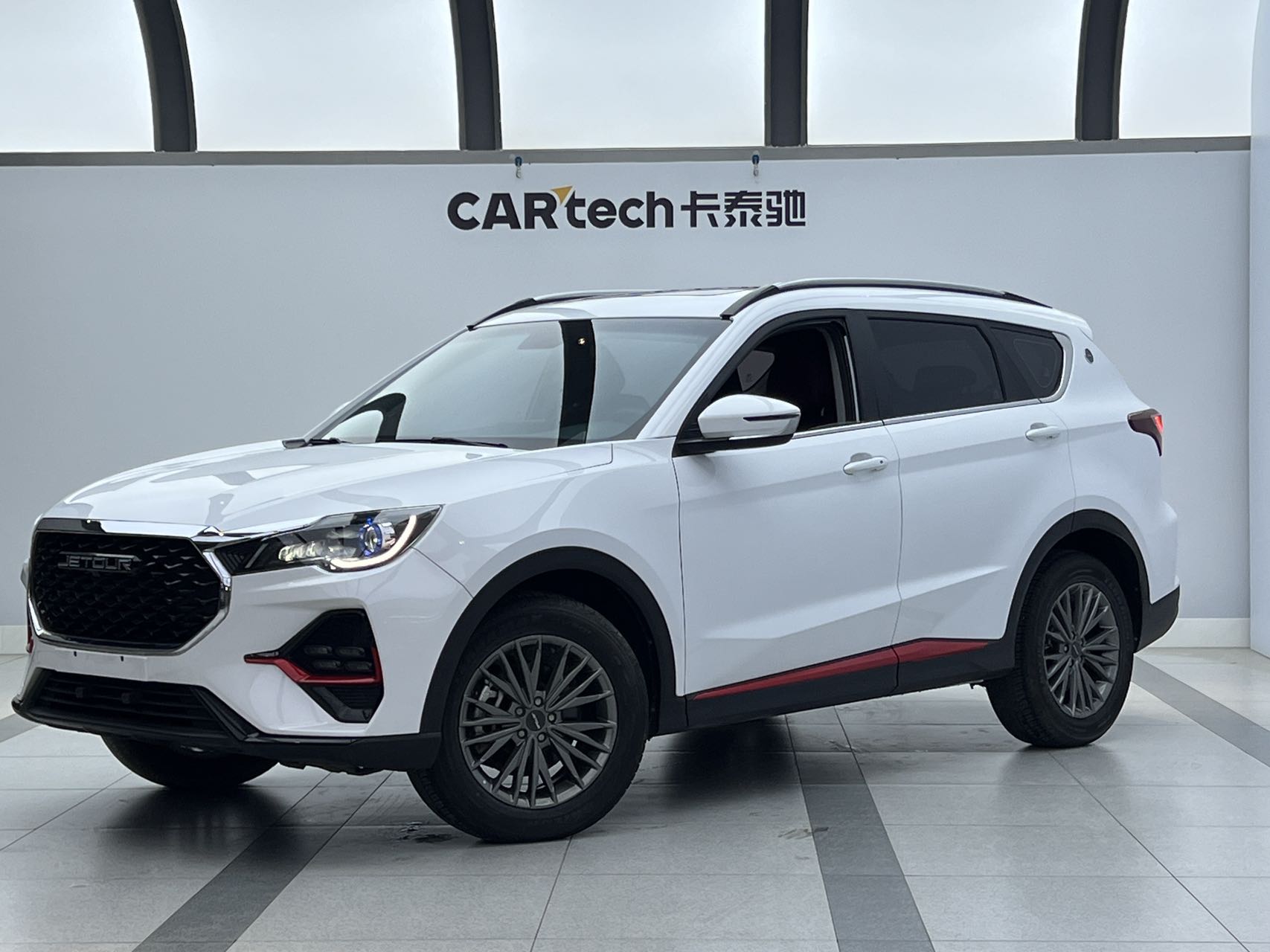 Jetour 2023 модель X70 1.5T версия Beyond PRO 7 мест