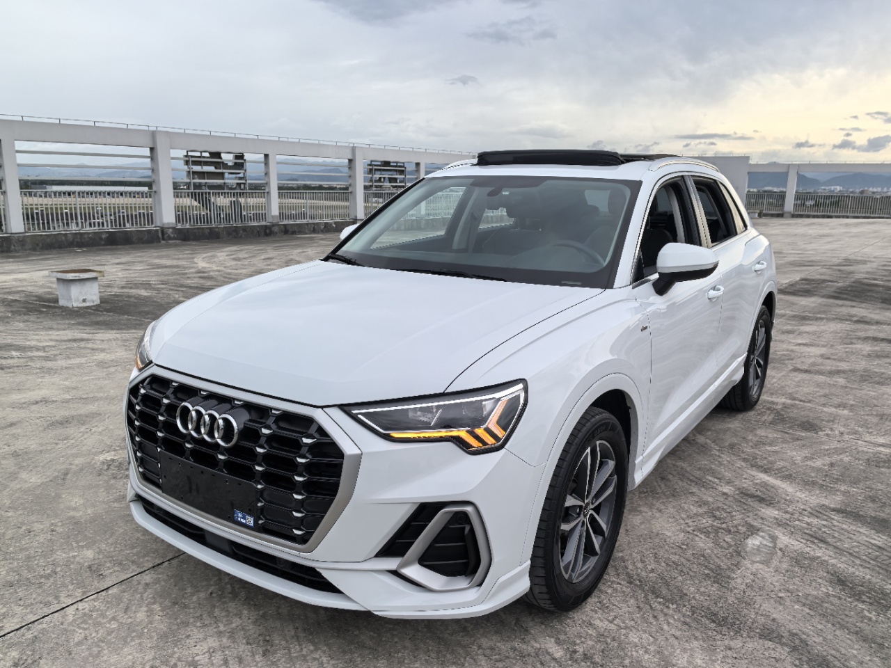 Audi Q3 Продвинутая Динамика