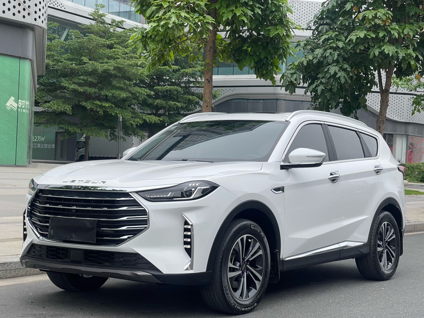 Jetour X70 PLUS 2021 модель, 1.5T DCT, 7 мест
