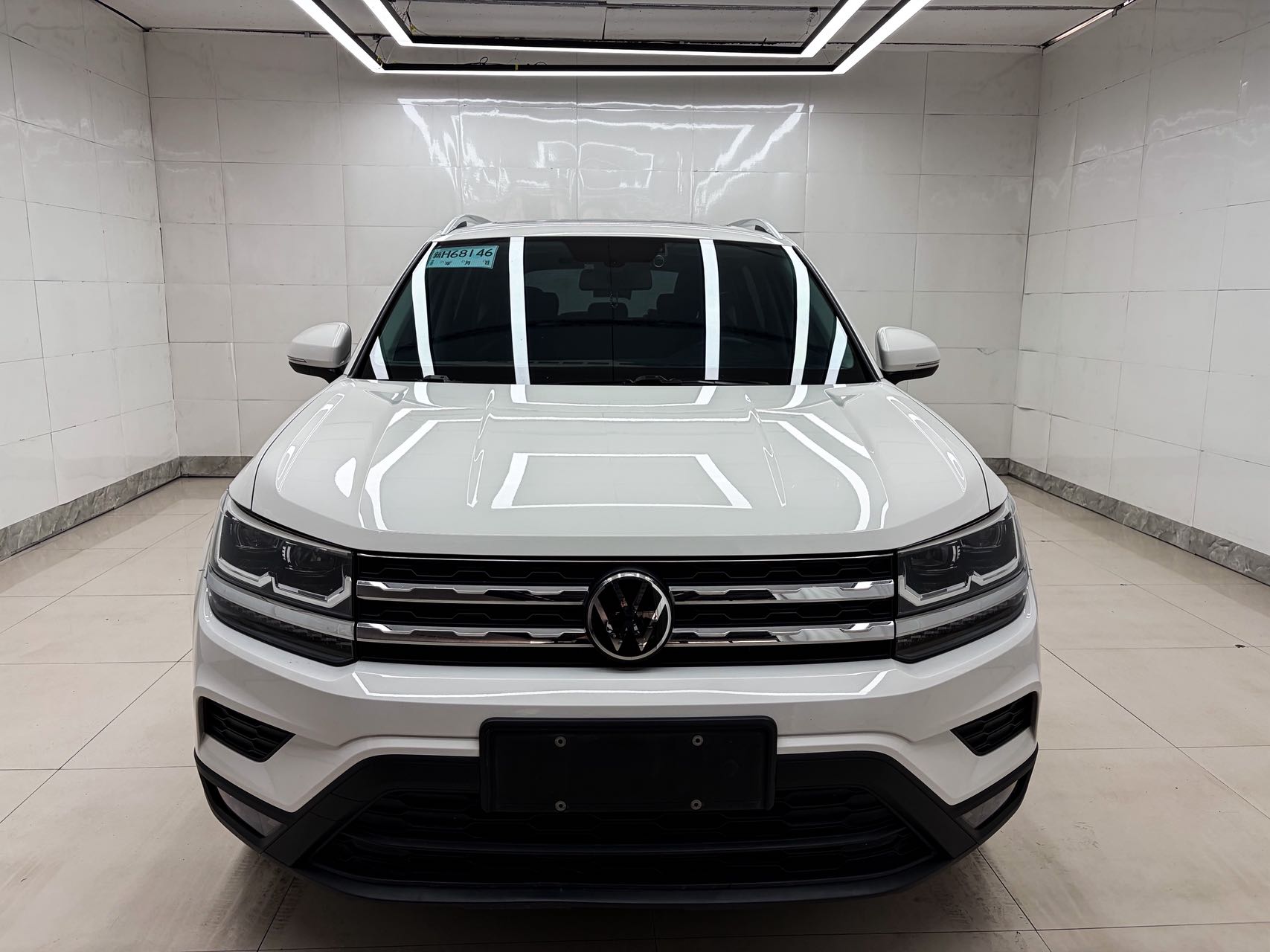 Volkswagen Tharu 280TSI 2WD Luxe версия 2022 года