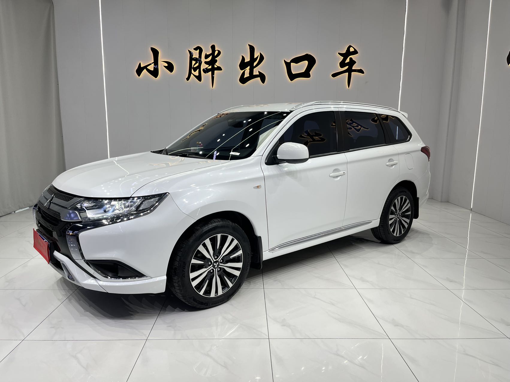Mitsubishi Outlander 2021 2.0L двухприводная бесперебойная версия 5 мест