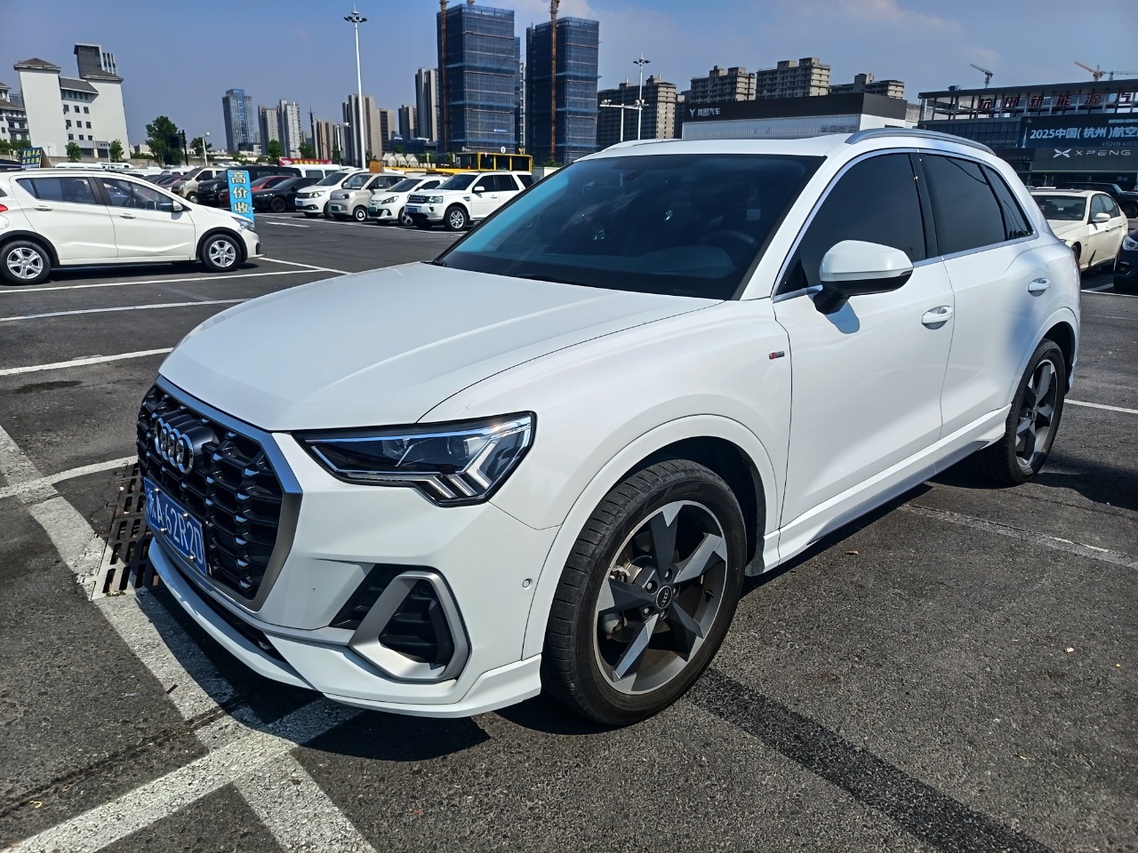 Audi Q3 2023 года, комплектация 35 TFSI S line