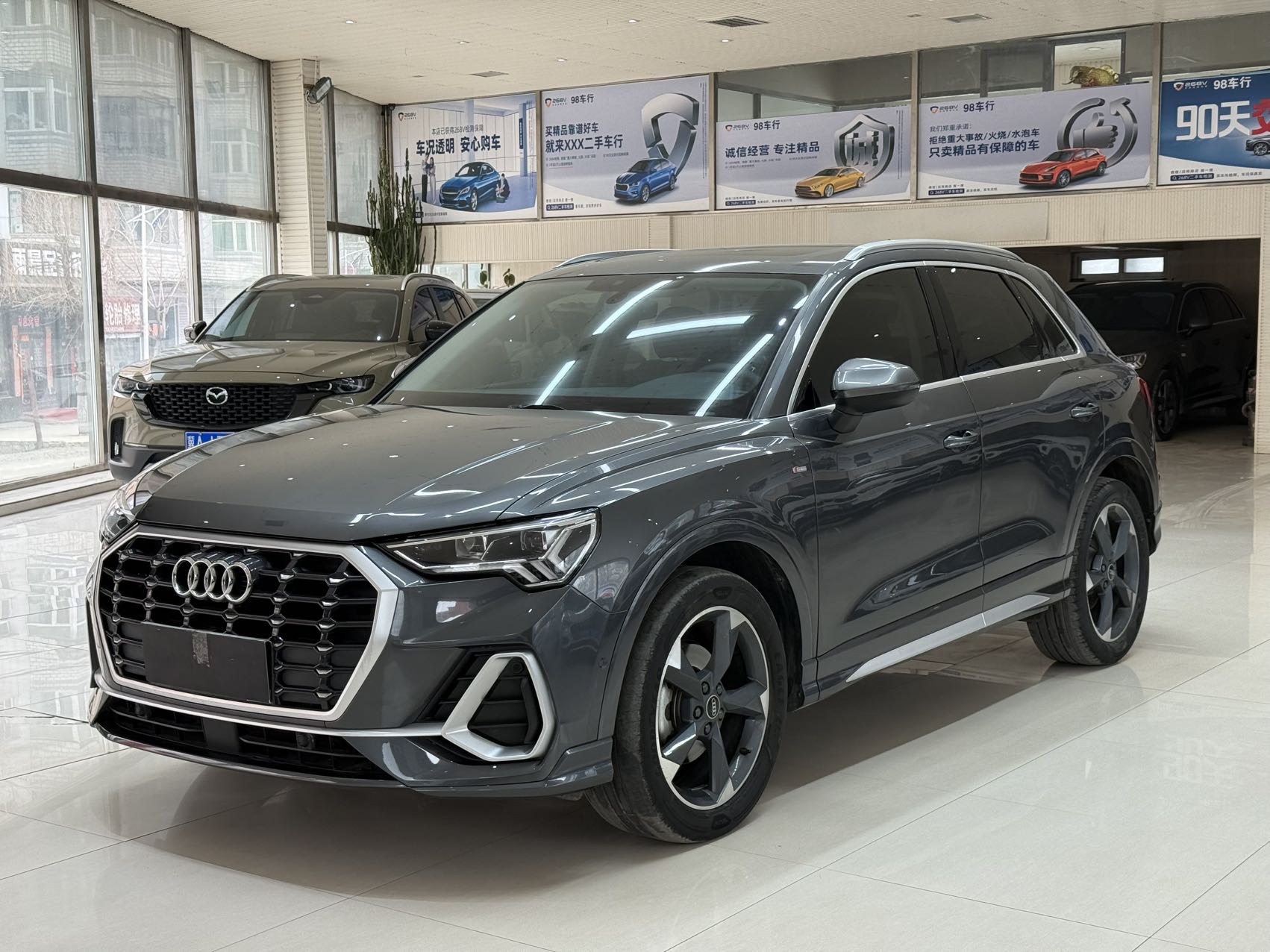 Audi Q3 2023 35 TFSI Sport