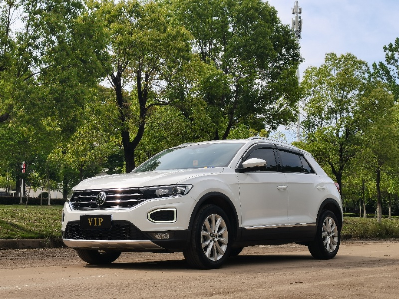 Volkswagen T-ROC Tange 2022 модель 280TSI DSG, передний привод, версия Elite PLUS