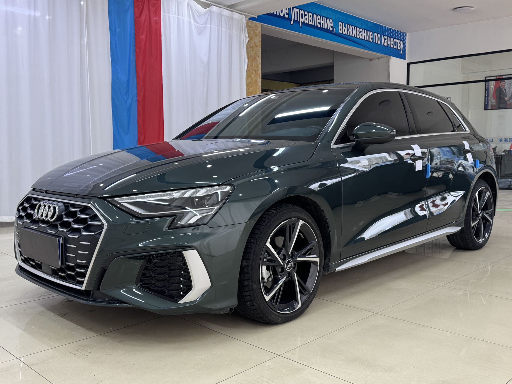 Audi A3 Sportback 2023 35 TFSI Стильная спортивная комплектация