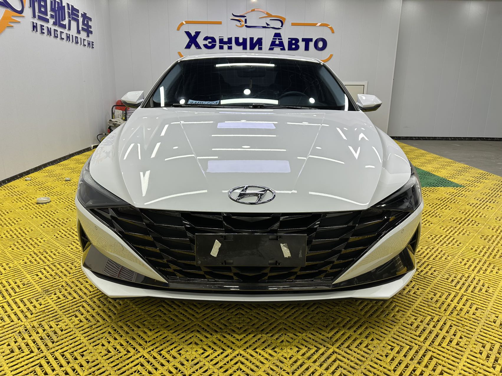 Hyundai Elantra 2022 модельный год, 1.5L CVT LUX премиум версия