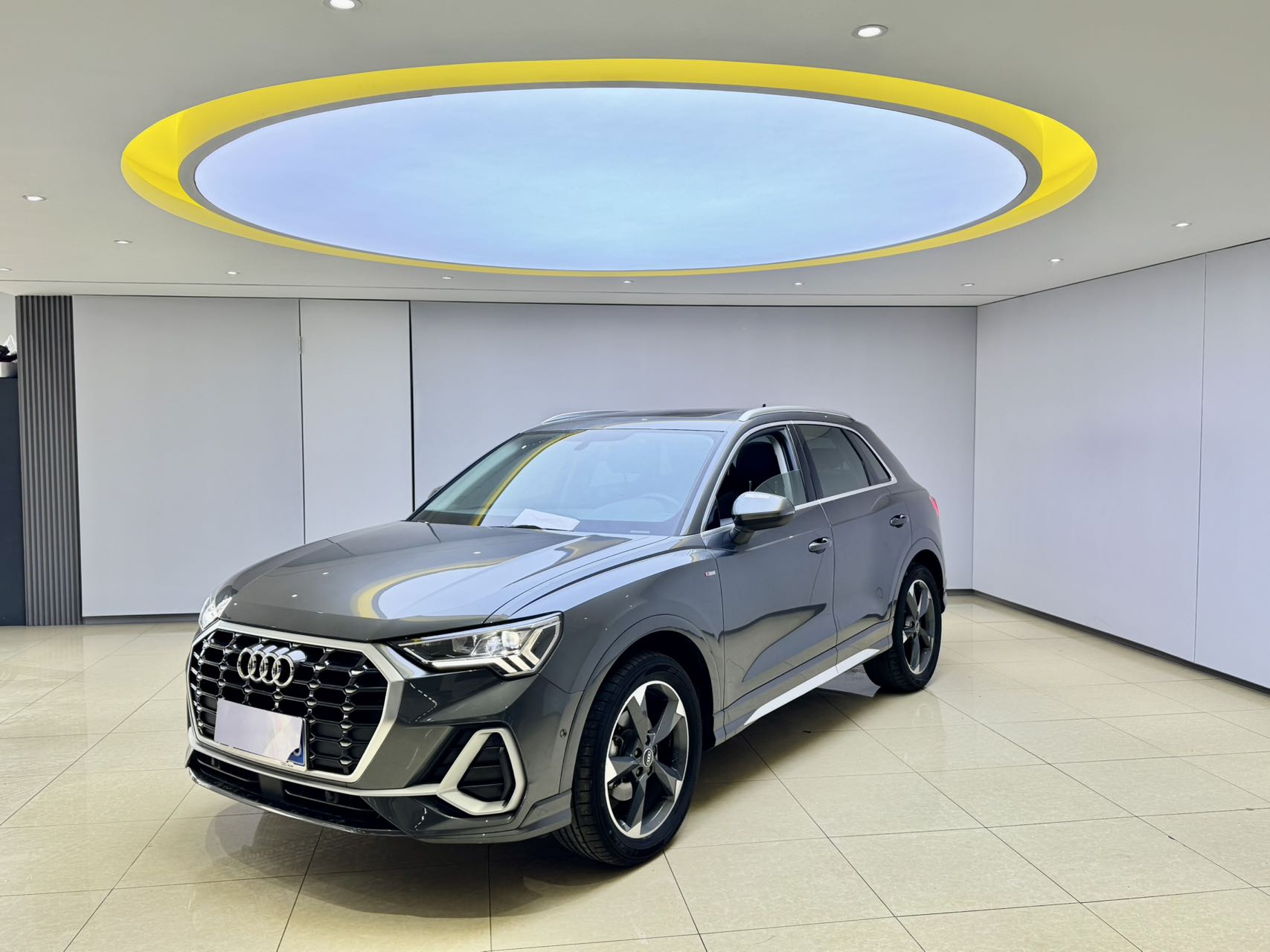 Ауди Q3 2022 35 TFSI стильная динамическая версия