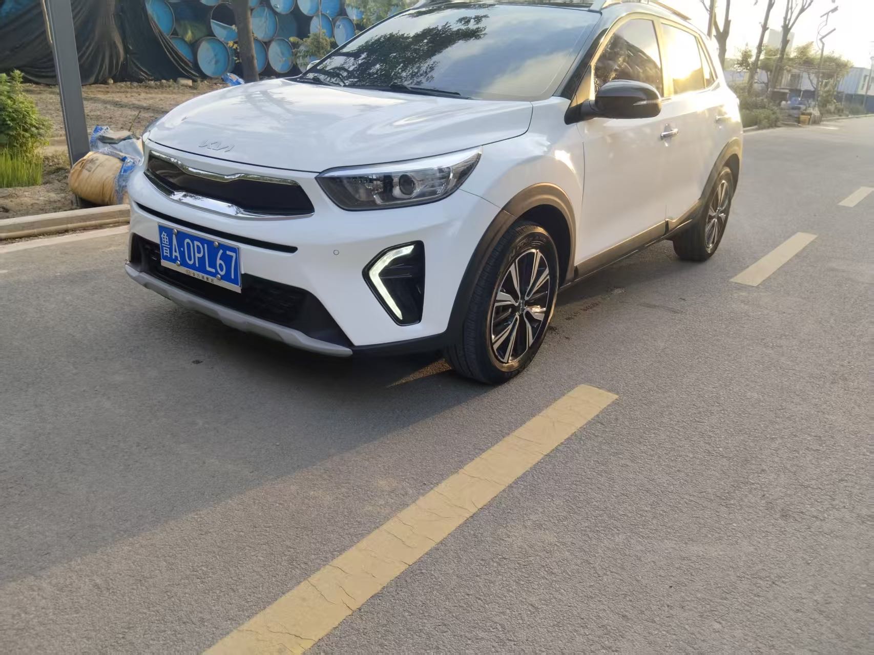 Kia KX1